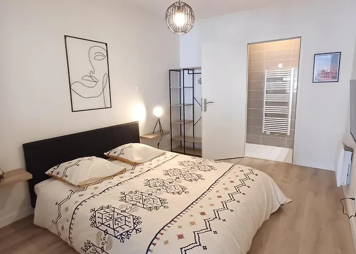 Appartement T3 Du Canal, 2chs, 2 Sdb, 3 Lits *